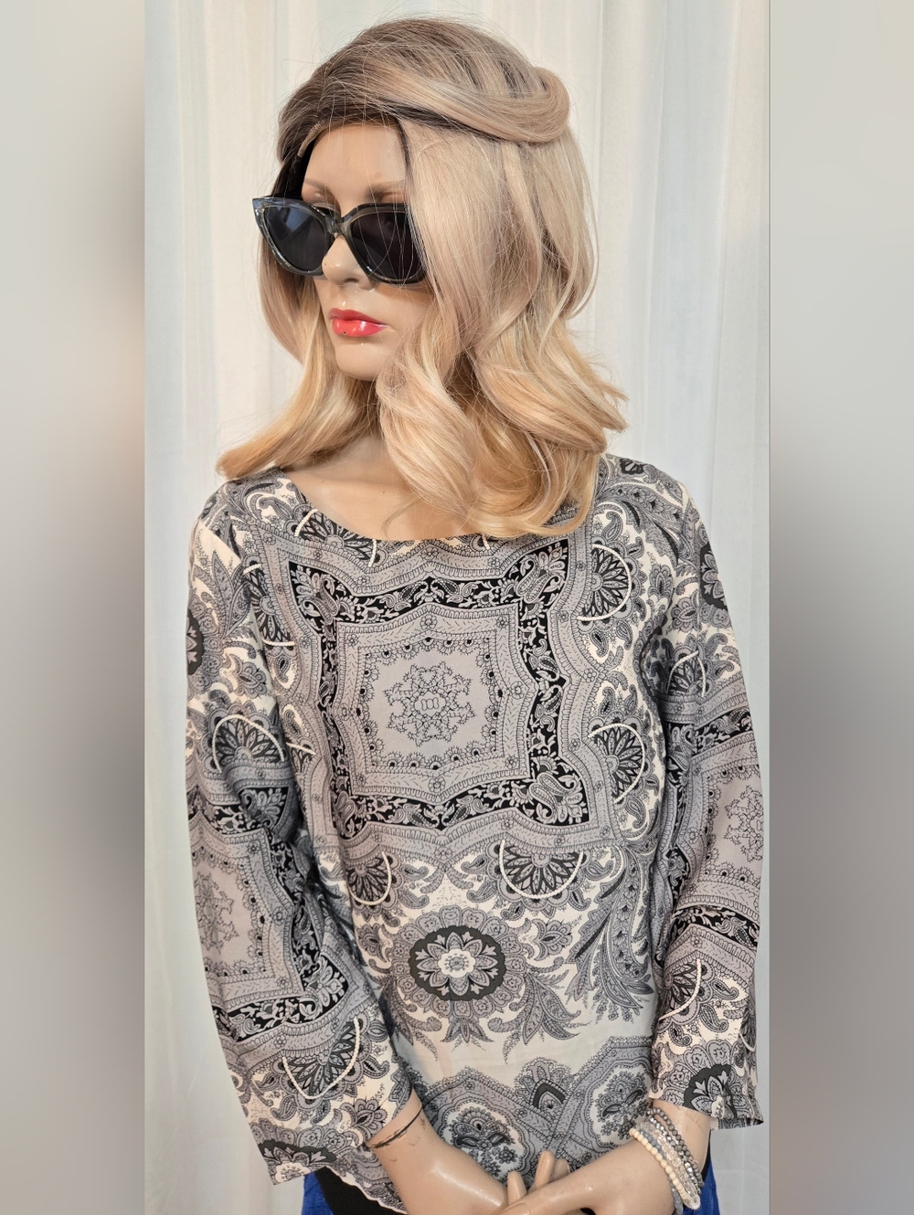 Willi Smith Black & White Paisley Tunic. Pristine Condition.
